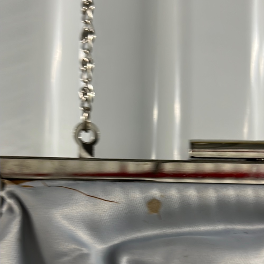 Chic Metallic Clutch with Chain Strap - Picture 4 of 9